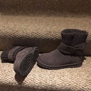 UGG short boots